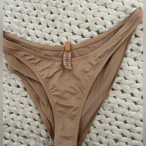 Skims nude bikini bottom